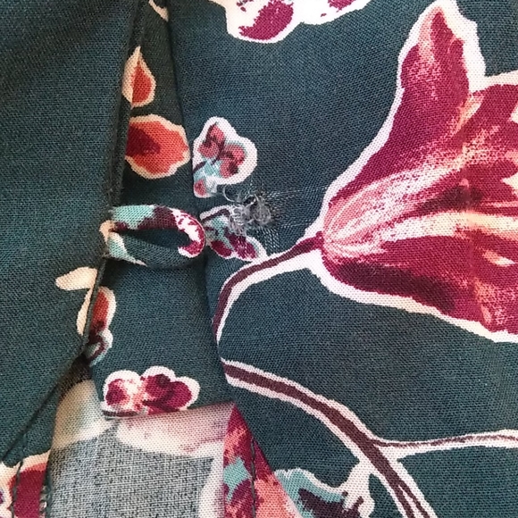 Flouncy, Sexy, Floral Skirt - Picture 6 of 6